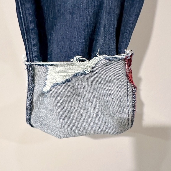 Express Performance Cropped Skinny Mid Rise “Stretch +” Jeans **GWP-see listing - Picture 5 of 10